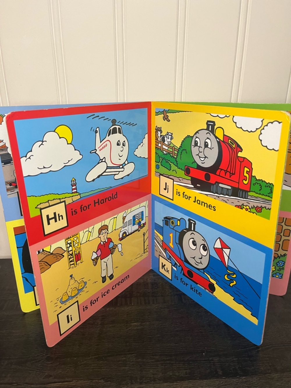 Thomas ABC book - Picture 2 of 3